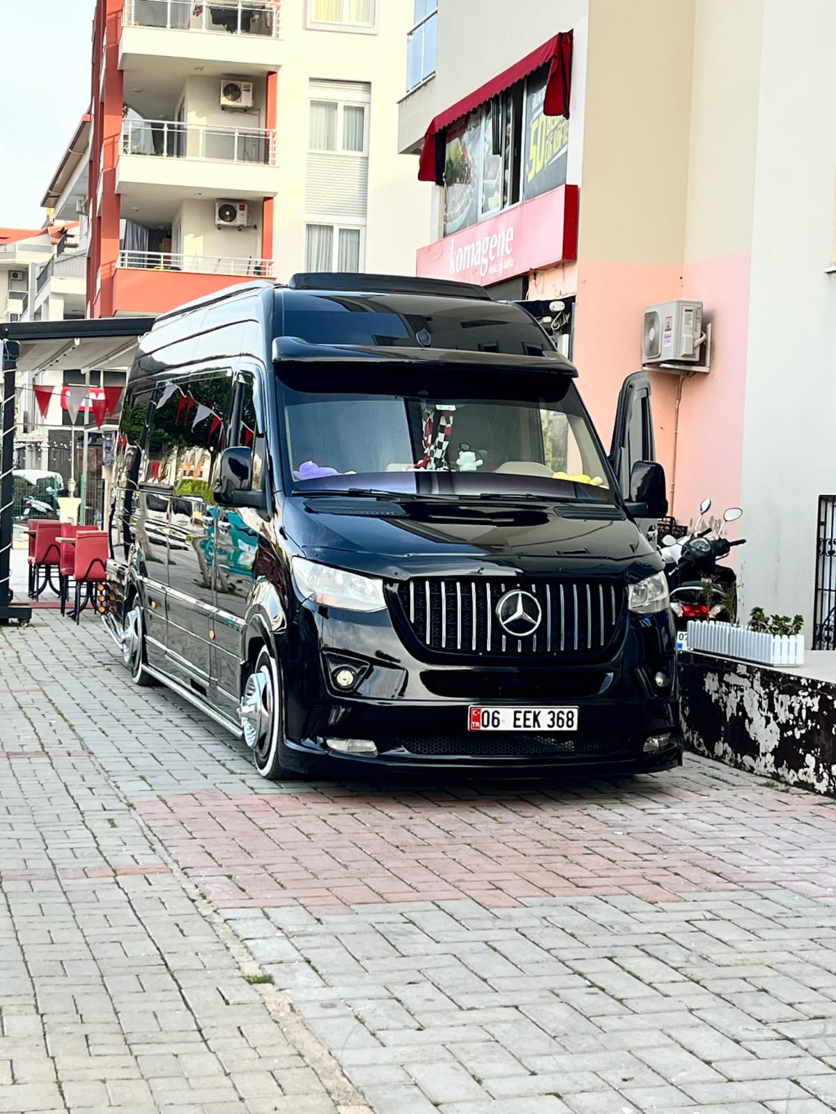 Mercedes Sprinter Premium Large